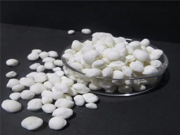 融雪劑生產(chǎn)廠家如何在市場(chǎng)上占據(jù)一席之地？
